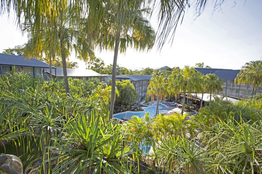 Mantra Club Croc Hotel Airlie Beach Kültér fotó